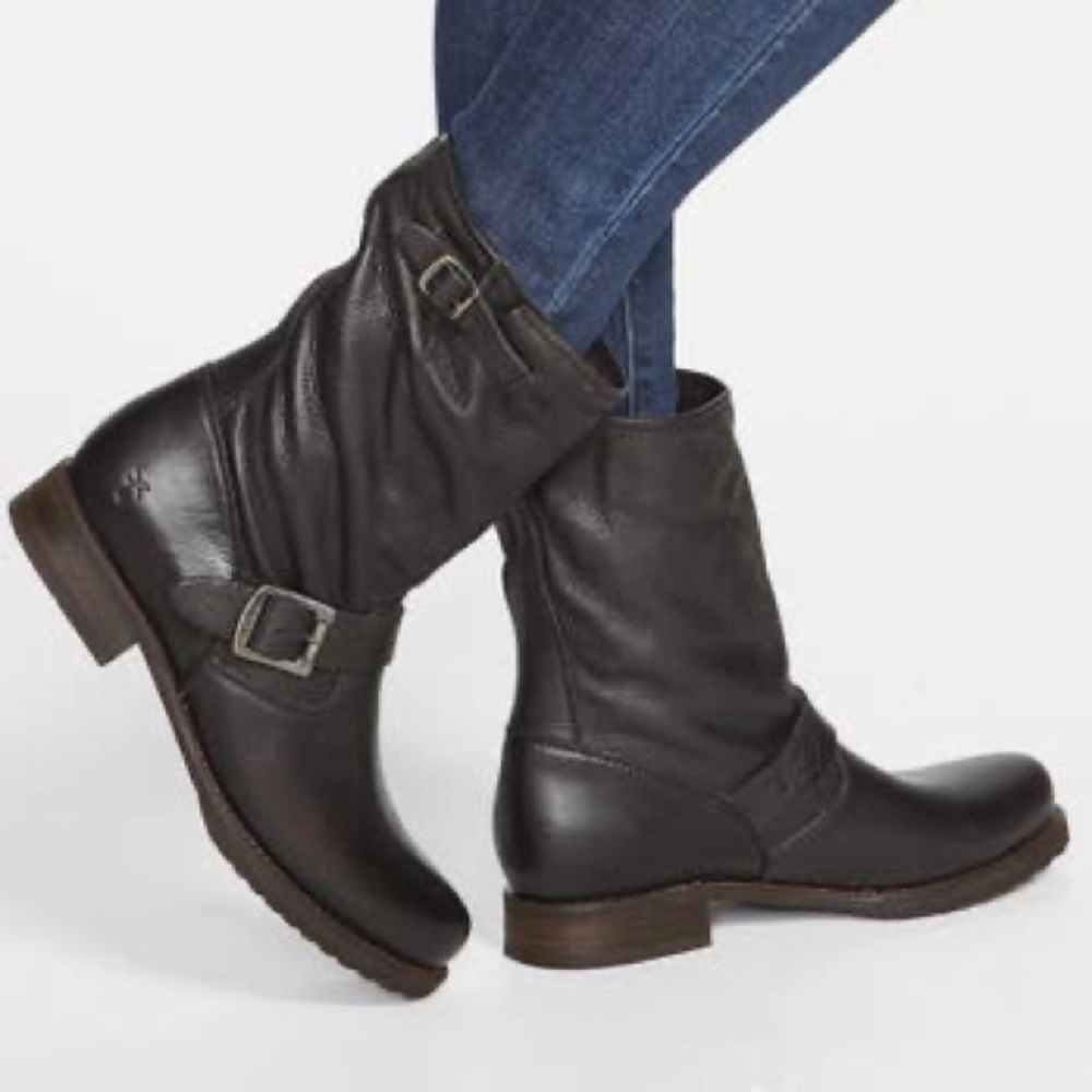 Frye Boys3 Veronica Slouch Soft Brown Leather Boots. In Size 3